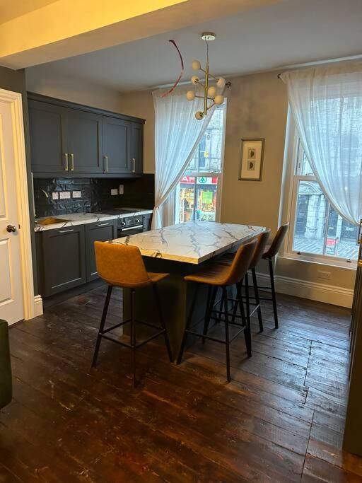 Appartement Patrick Street Townhouse à Cork Extérieur photo